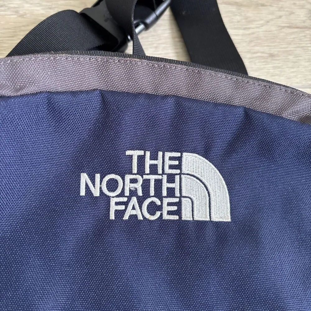 The North Face Roo Fanny Pack Waist Bag Crossbody Sling Pouch Blue Zip Y2K 90s